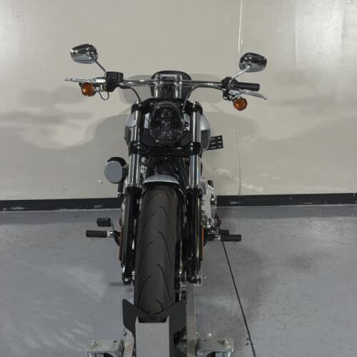 Harley-Davidson® Breakout® 2023 thumb 2