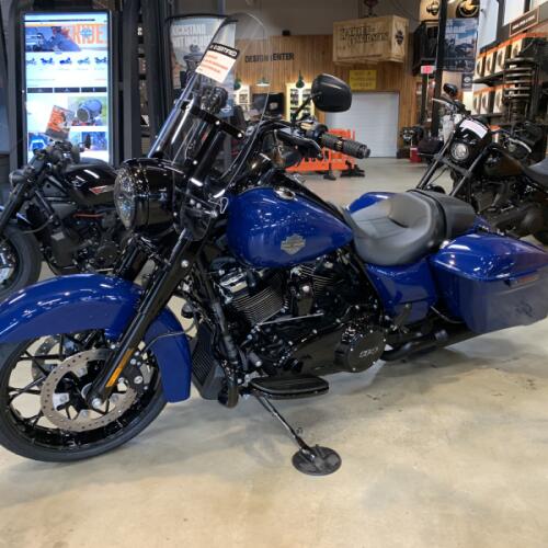 2023 Harley-Davidson® Road King® Special Bright Billiard Blue thumb 0