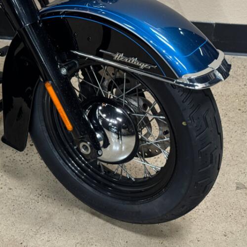Harley-Davidson® Heritage Classic 114 2018 thumb 2