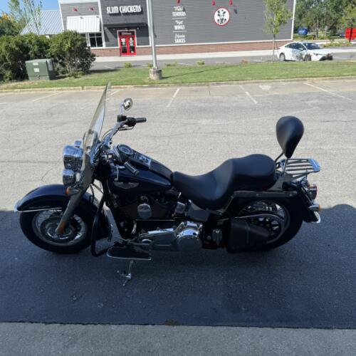  2013 Softail® Deluxe thumb 1