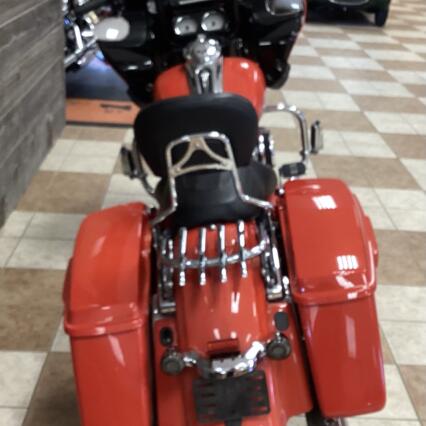 2017 Harley-Davidson® Road Glide® Special Custom Colour Laguna Orange thumb 0