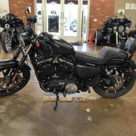 XL 883N 2021 Iron 883™ thumb 0