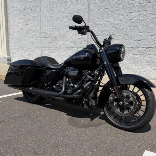 2019 FLHRXS Road King® Special thumb 3