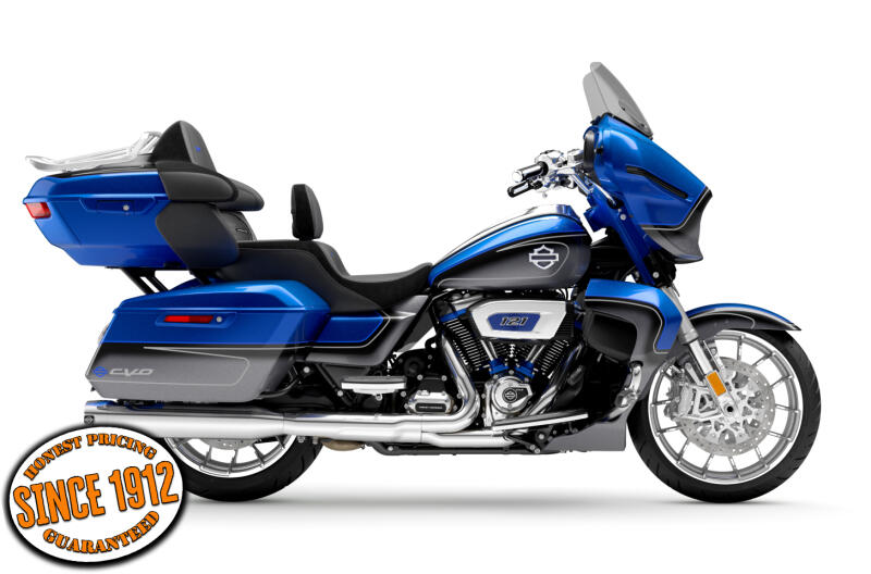 2026 Harley-Davidson® CVO Street Glide Limited Electric Coast CVO Two-Tone