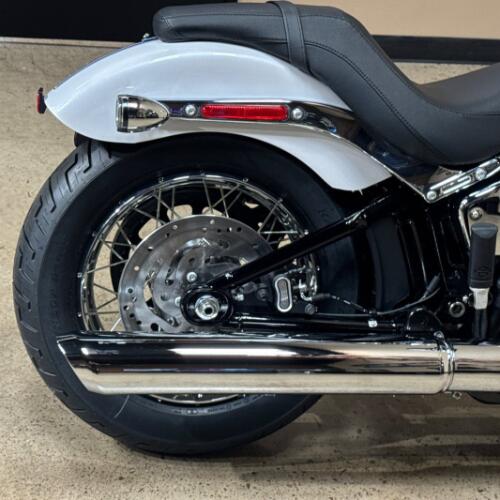 Harley-Davidson® Super Glide® 2026 thumb 3