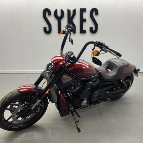 Harley-Davidson VRSCDX Night Rod Special in Velocity Red Sunglo thumb 1
