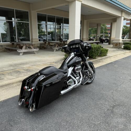 FLHX 2021 Street Glide® thumb 3