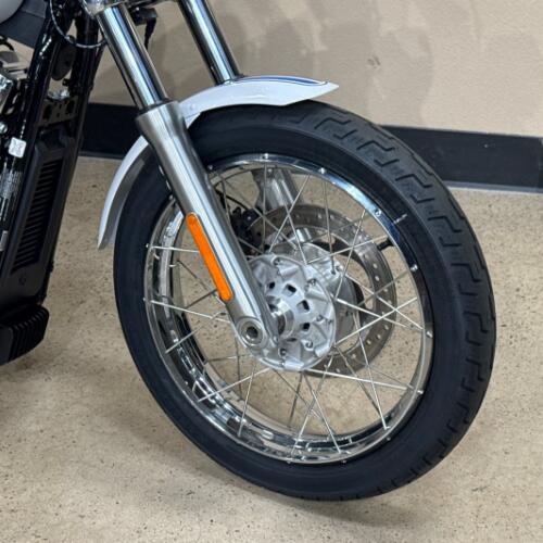 Harley-Davidson® Super Glide® 2026 thumb 2