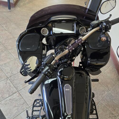 2020 Harley-Davidson® Road Glide® Special Vivid Black thumb 0