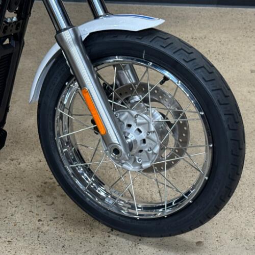 Harley-Davidson® Super Glide® 2026 thumb 2