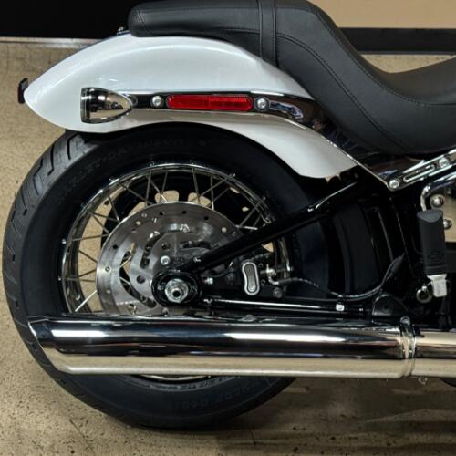 Harley-Davidson® Super Glide® 2026 thumb 3