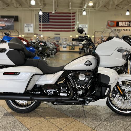 FLTRXL 2026 Road Glide Limited thumb 3