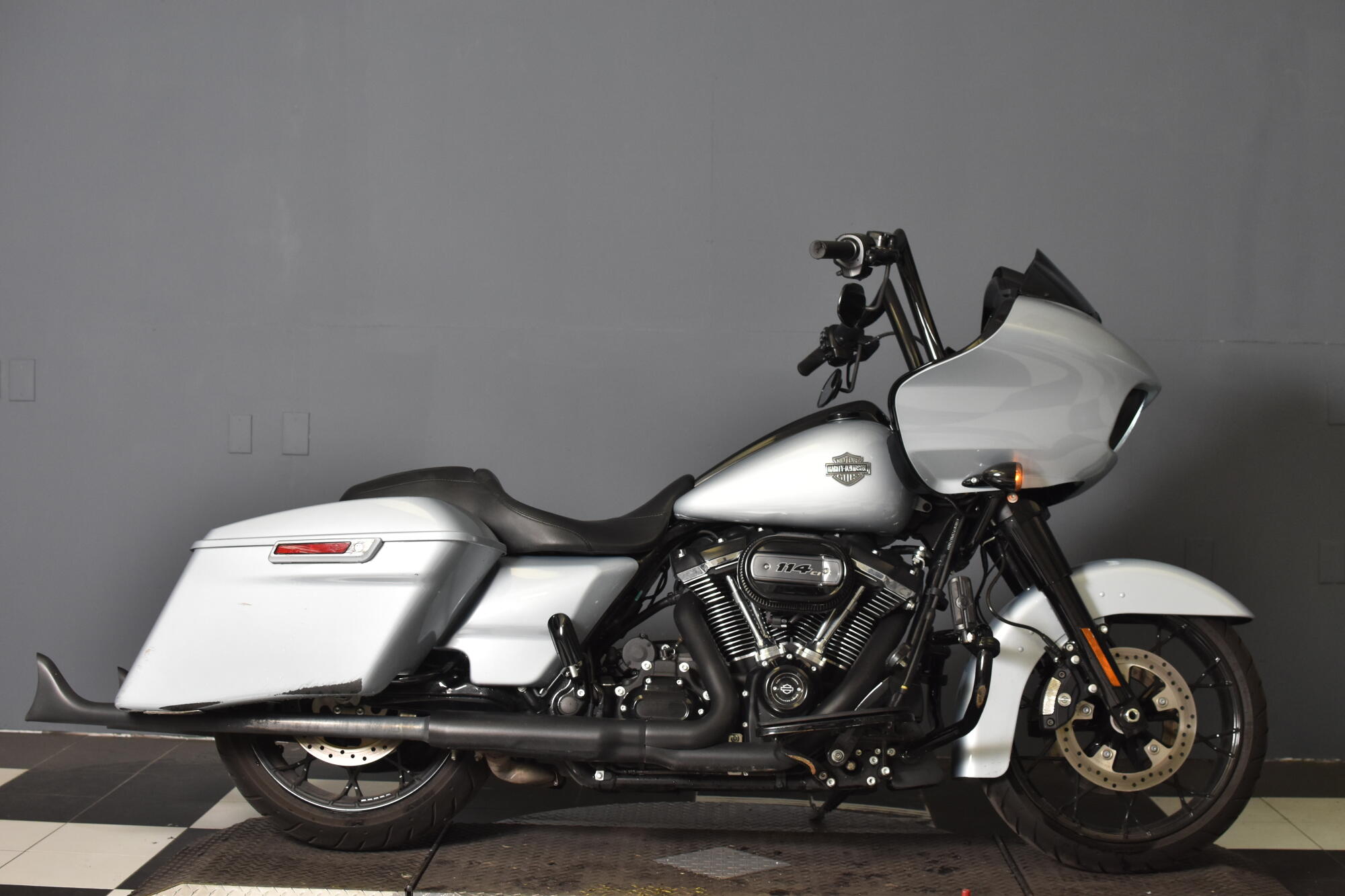 2023 Harley-Davidson® Road Glide® ST White Sand Pearl FLHTRXST