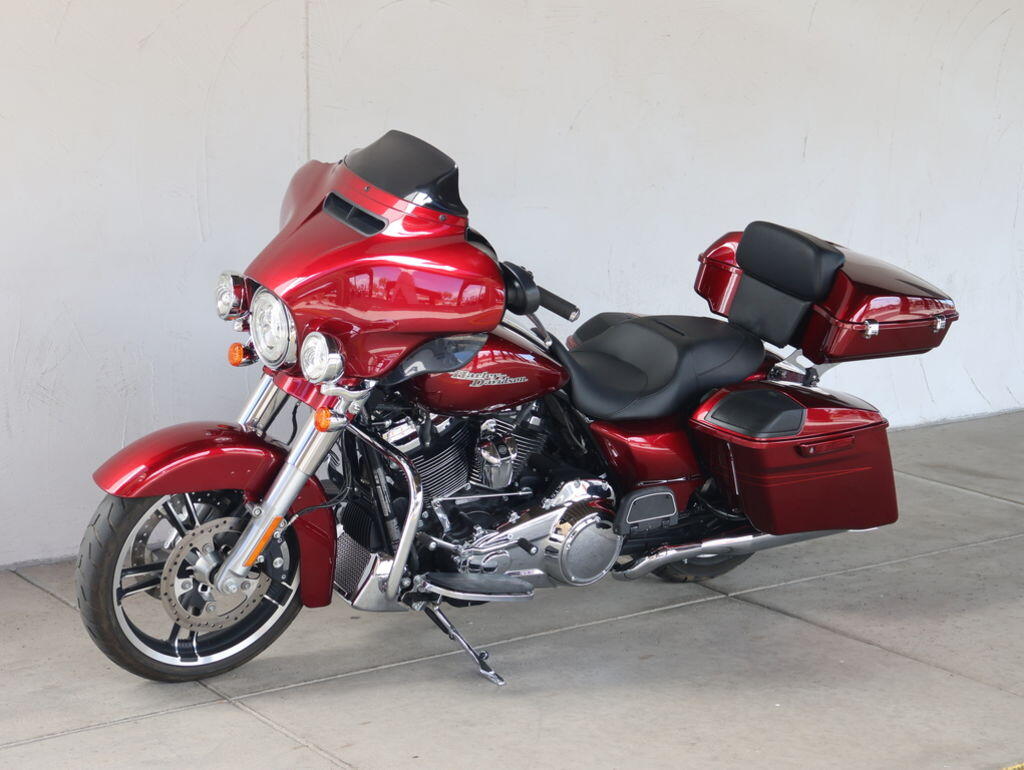 2017 Harley-Davidson® FLHXS Street Glide® Special U654125