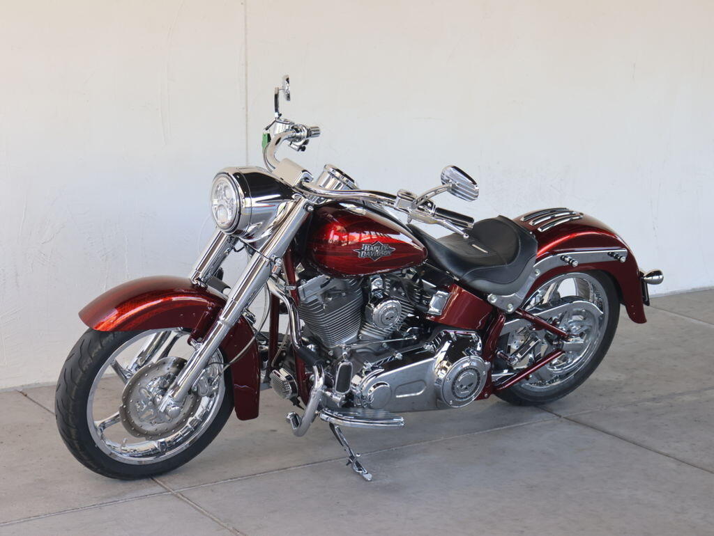 2012 Harley-Davidson® FLSTSE3 CVO™ Softail® Convertible U958770
