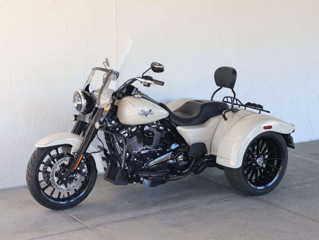 2023 Harley-Davidson® FLRT Freewheeler® U859009