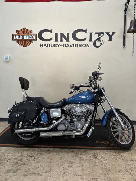 FXD 2005 Super Glide®