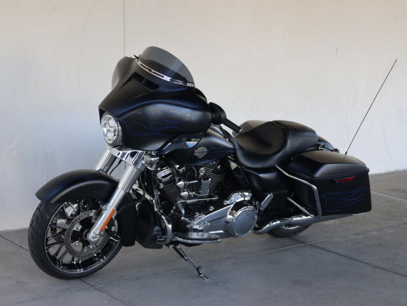 2022 Harley-Davidson® FLHXS Street Glide® Special U671257