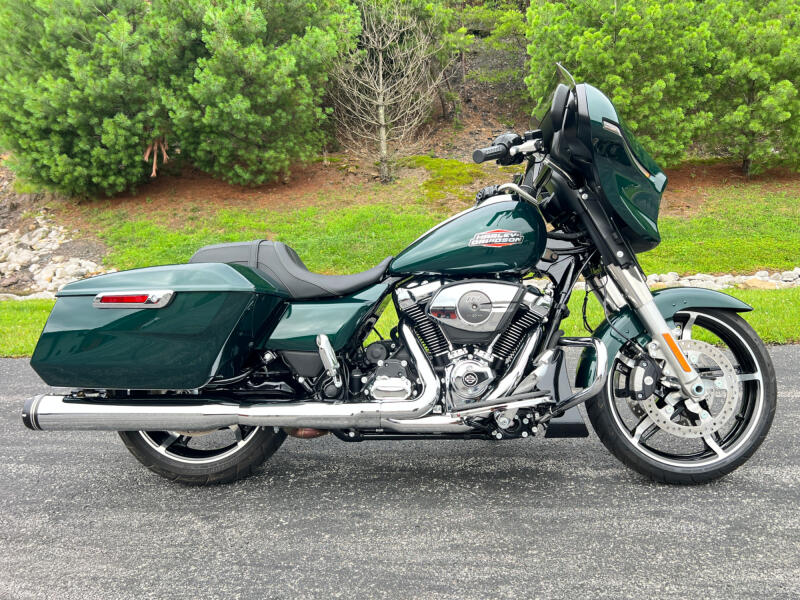 FLHX 2024 Street Glide®