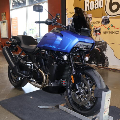 RA1250ST 2026 Pan America® 1250 ST thumb 2