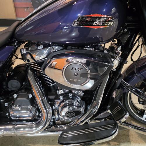 2026 Harley-Davidson® Street Glide® FLHX thumb 2