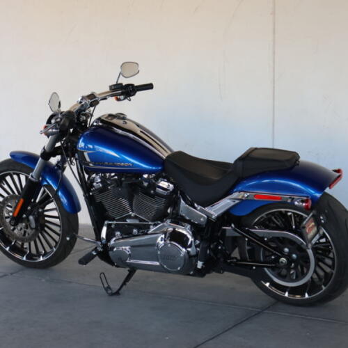 2024 Harley-Davidson® FXBR Breakout™ 117 U022955 thumb 2