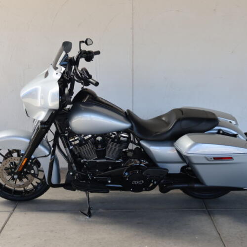 2019 Harley-Davidson® FLHXS Street Glide® Special U606620 thumb 3