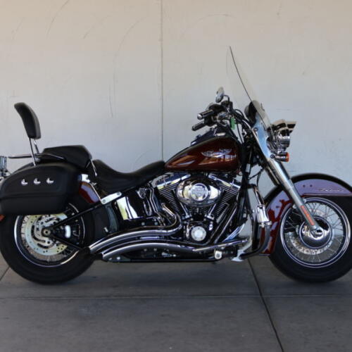 2011 Harley-Davidson® Softail® Deluxe U026012TT thumb 0