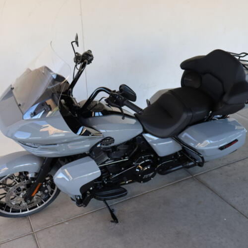 2026 Harley-Davidson® FLTRXL Road Glide Limited N616627 thumb 1
