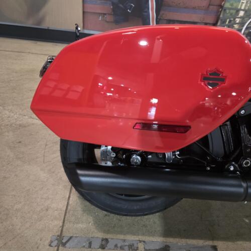 2026 Harley-Davidson® Low Rider™ ST FXLRST thumb 2