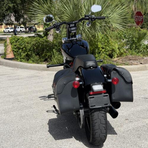 FXST 2023 Softail® Standard thumb 1
