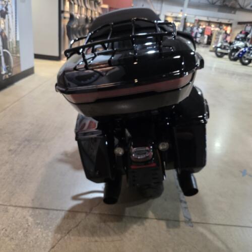 2026 Harley-Davidson® Street Glide Limited FLHXL thumb 0