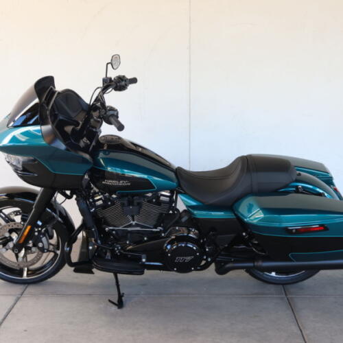 2026 Harley-Davidson® FLTRX Road Glide® S604385 thumb 3