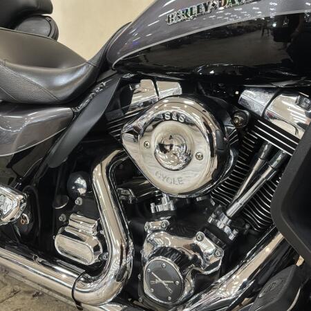 FLHTK 2014 Electra Glide® Ultra Limited thumb 3