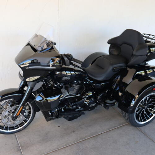 2026 Harley-Davidson® FLHLT Street Glide 3 Limited N857849 thumb 1