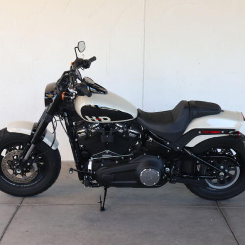 2022 Harley-Davidson® FXFBS Fat Bob® 114 U067029T thumb 3