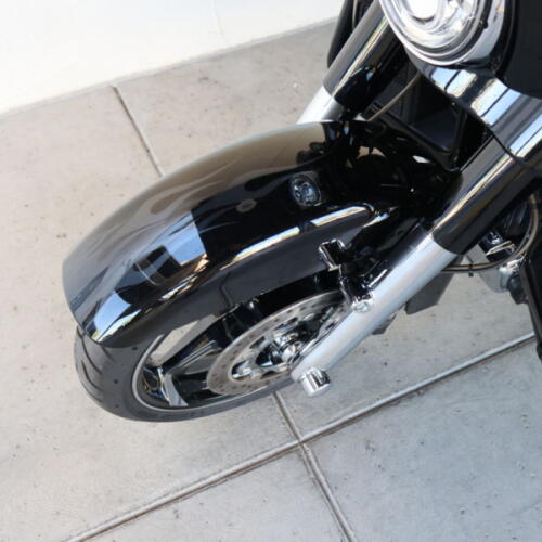 2016 Harley-Davidson® FLHXSE CVO™ Street Glide® U957750 thumb 0