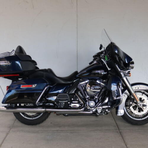 2014 Harley-Davidson® FLHTCU Electra Glide® Ultra Classic® U635590T thumb 0