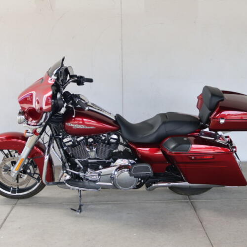 2017 Harley-Davidson® FLHXS Street Glide® Special U654125 thumb 3