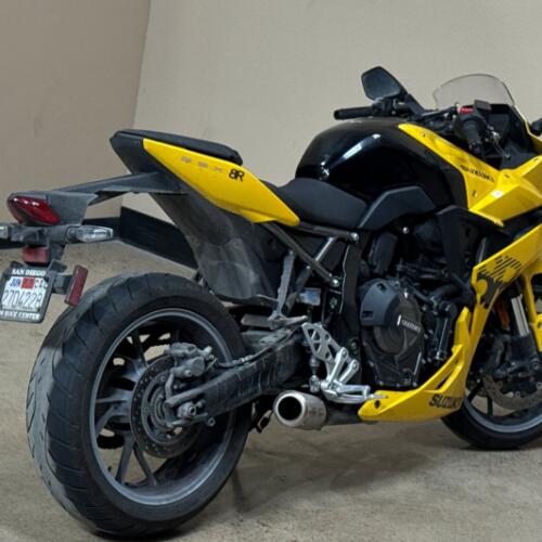 Suzuki GSX-8R 2025 thumb 0