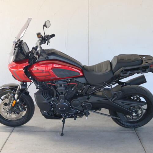2025 Harley-Davidson® RA1250ST Pan America® 1250 ST U307467 thumb 3