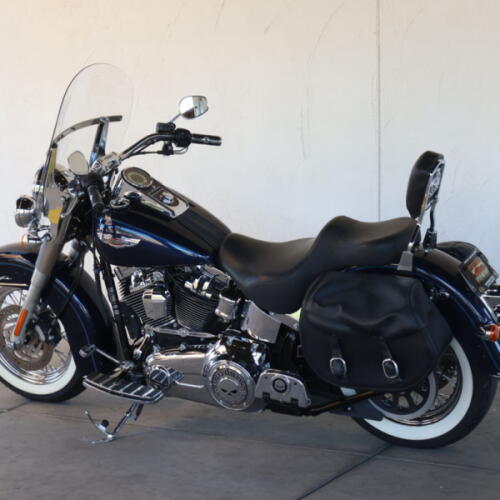 2014 Harley-Davidson® FLSTNSE CVO™ Softail® Deluxe U021983 thumb 2