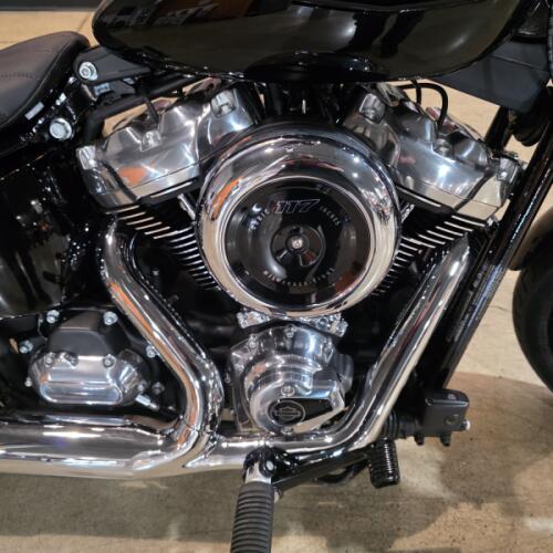2026 Harley-Davidson® Street Bob® FXBB thumb 2