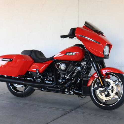 2026 Harley-Davidson® FLHX Street Glide® N605252 thumb 1