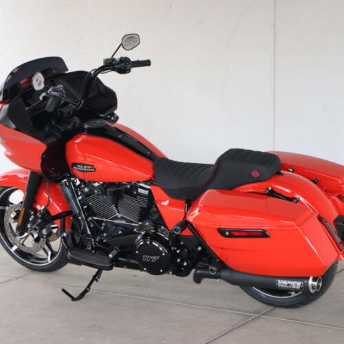 2026 Harley-Davidson® FLTRX Road Glide® S606251 thumb 2