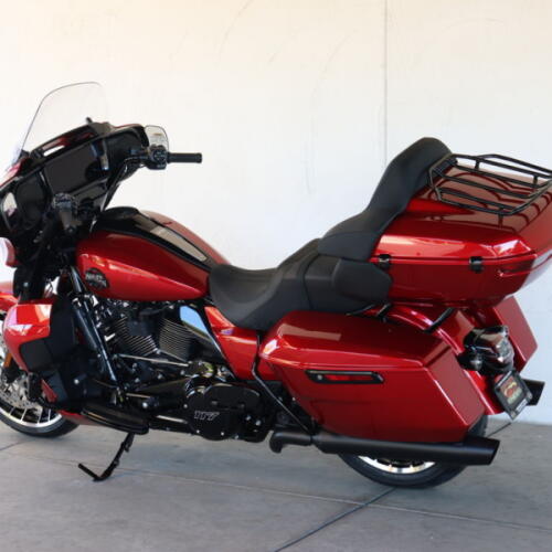 2026 Harley-Davidson® FLHXL Street Glide Limited N610002 thumb 2