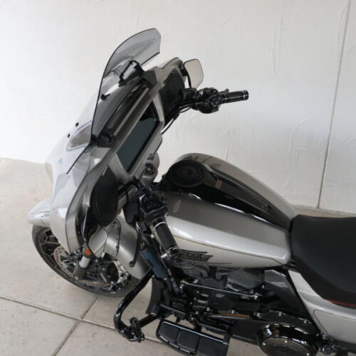 2023 Harley-Davidson® FLHXSE CVO™ Street Glide® U953546T thumb 0