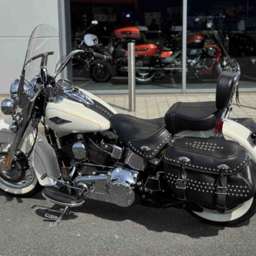 HARLEY-DAVIDSON HERITAGE SOFTAIL CLASSIC thumb 0