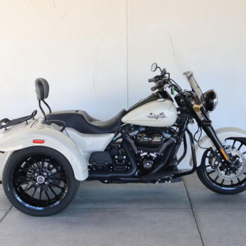 2023 Harley-Davidson® FLRT Freewheeler® U859009 thumb 0