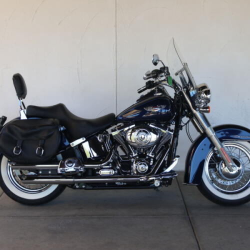 2014 Harley-Davidson® FLSTNSE CVO™ Softail® Deluxe U021983 thumb 0